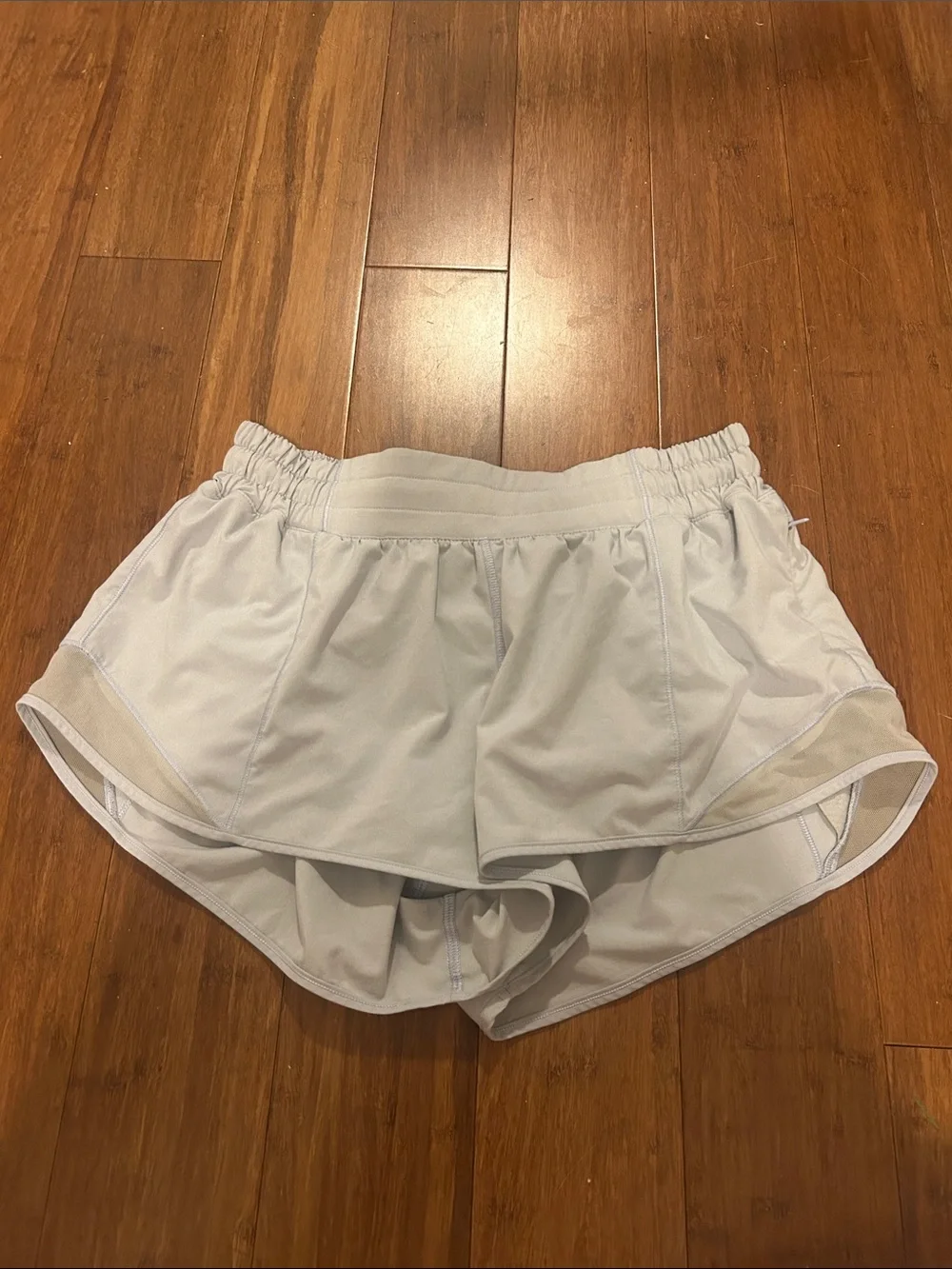 lululemon athletica Light blue/purple Hotty Hot, Low Rise Shorts 2.5